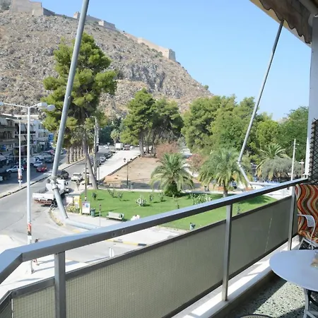 A Convenient In The Center Of The City Apartamento Nauplia